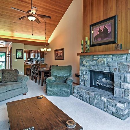 Beech Mountain Condo With Balcony, Walk To Resort! Zewnętrze zdjęcie